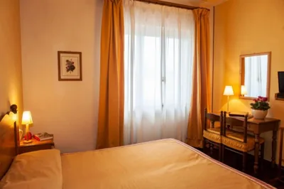 Camera doppia con bagno privato — Hotel Melecchi